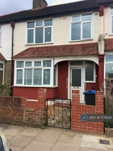 3 Bedroom Terraced House To Rent In Hill Road, Mitcham/ Tooting Borders, CR4