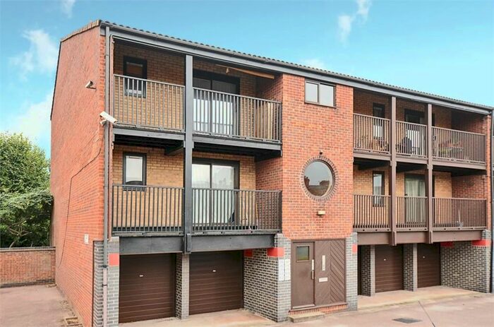 Studio To Rent In Alderney Street, Castle Marina, NG7