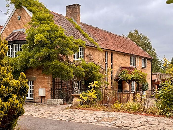 4 Bedroom Property To Rent In Trull Road, Taunton, TA1