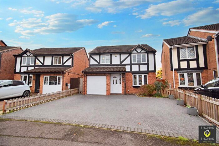 4 Bedroom Detached House For Sale In Boleyn Close, Churchdown, GL3