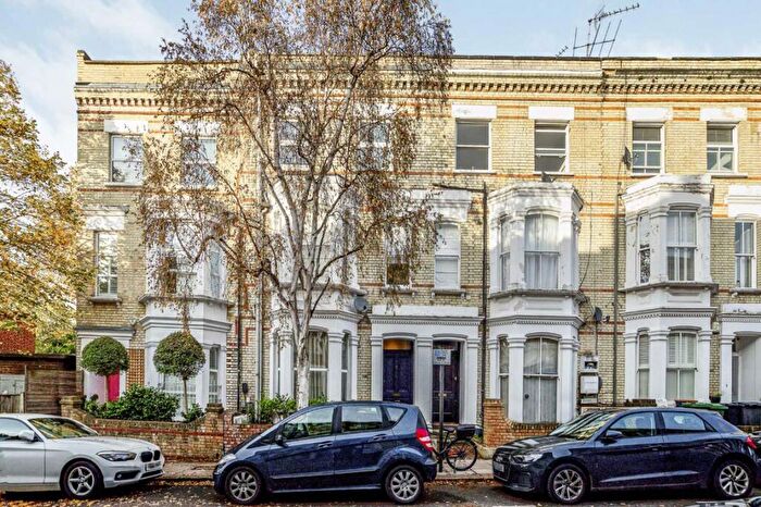 2 Bedroom Flat For Sale In Dynham Road, West Hampstead, NW6