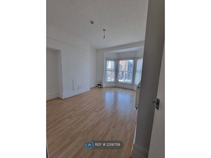 1 Bedroom Flat To Rent In Boulevard, Hull, HU3