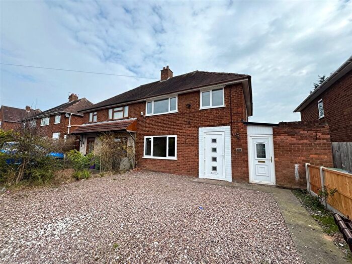 3 Bedroom Semi-Detached House To Rent In Griffiths Drive, Wolverhampton, West Midlands, WV11