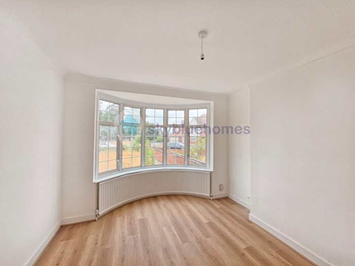 5 Bedroom Semi Detached House To Rent In Humberstone Drive, Leicester, LE5