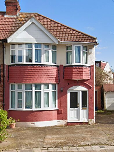 3 Bedroom Semi-Detached House To Rent In Bowness Drive, Hounslow, Greater London, TW4