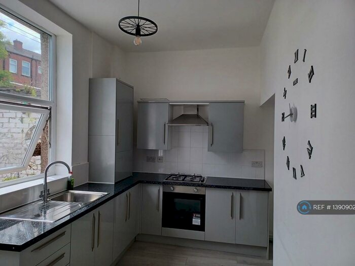 2 Bedroom Terraced House To Rent In Ainsworth Road, Bury, BL8