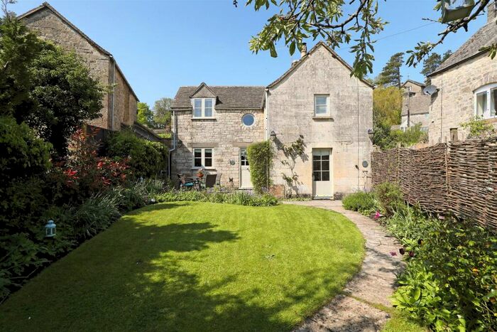 2 Bedroom Detached House For Sale In Box, GL6