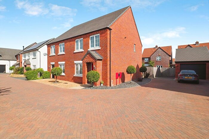 3 Bedroom Semi-Detached House For Sale In Birch Close, Aslockton, Nottingham, Nottinghamshire, NG13