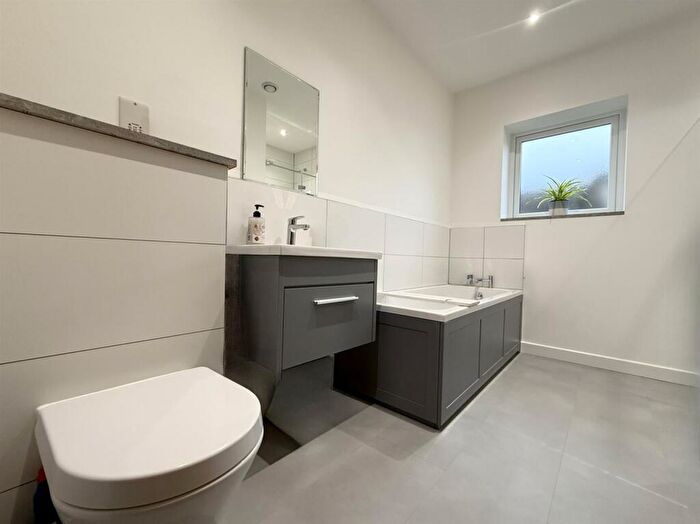 3 Bedroom Detached Bungalow For Sale In Wardens Walk, Leicester Forest East, Leicester, LE3