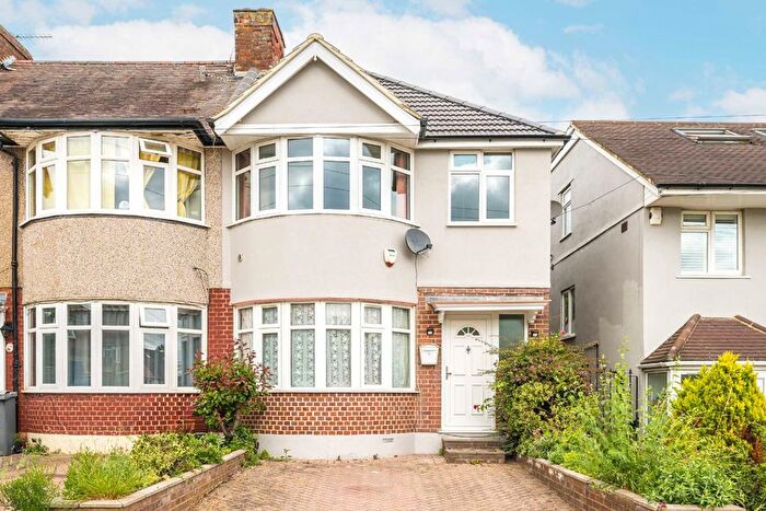 3 Bedroom Semi-Detached House To Rent In Essex Avenue, Isleworth, TW7