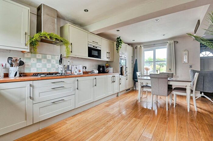 4 Bedroom Detached House For Sale In Langley Park Way, Sutton Coldfield, B75