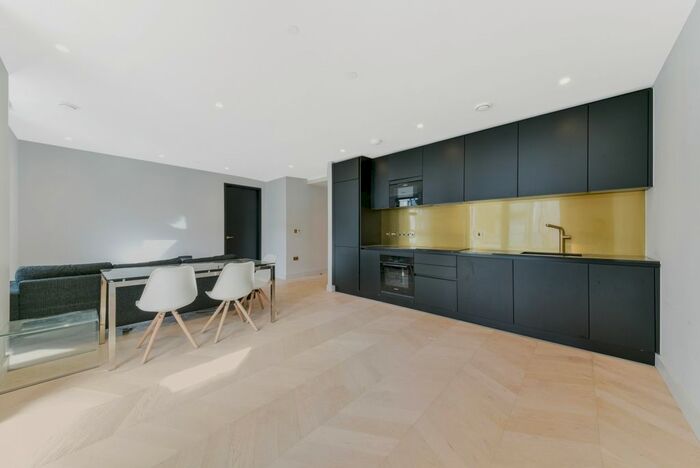 1 Bedroom Flat To Rent In The Waterman, Greenwich Peninsula, London, SE10