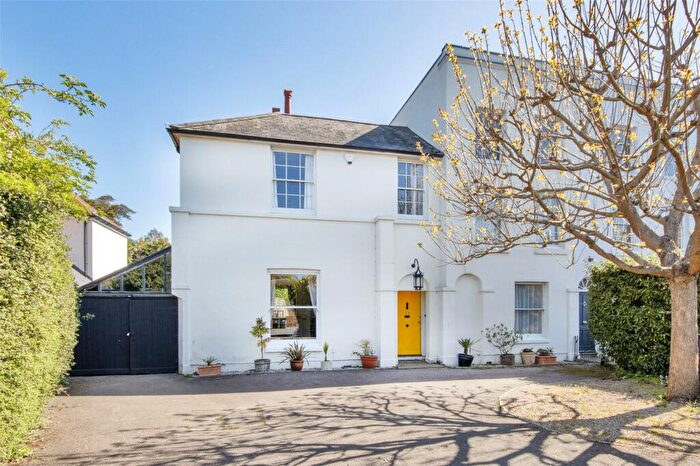 6 Bedroom End Of Terrace House For Sale In High Street, Bridge, Canterbury, Kent, CT4