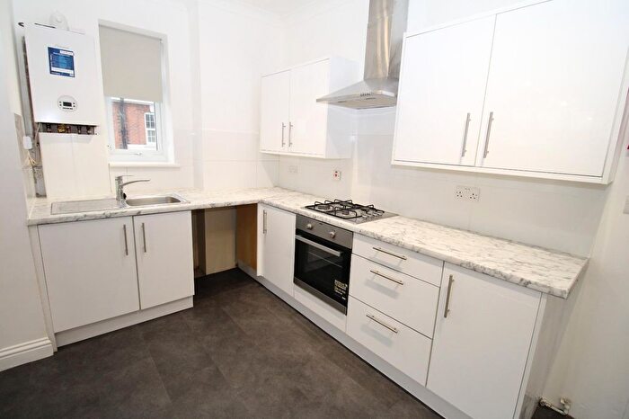 3 Bedroom Maisonette To Rent In Cecil Avenue, Barking, IG11