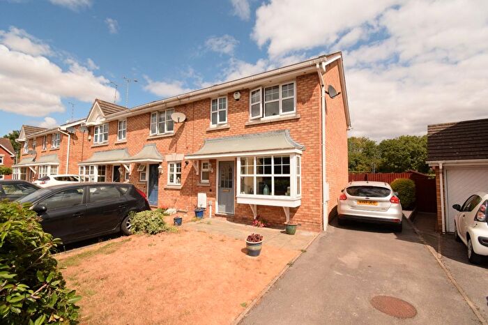 3 Bedroom End Terrace House For Sale In Brockenhurst Way, Longford, Coventry, Warwickshire, CV6