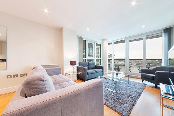 1 Bedroom Flat To Rent In Jellicoe House, Nine Elms, London, SW8