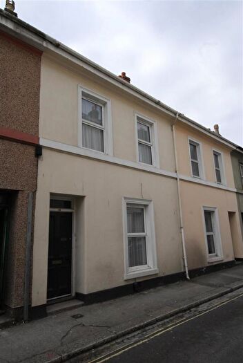 4 Bedroom House To Rent In Clifton Place, Plymouth, PL4