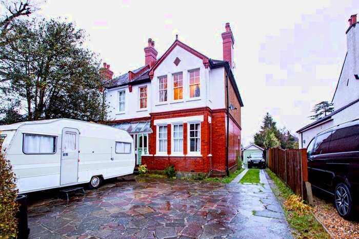 5 Bedroom Semi-Detached House To Rent In Heathfield Road, Keston, BR2