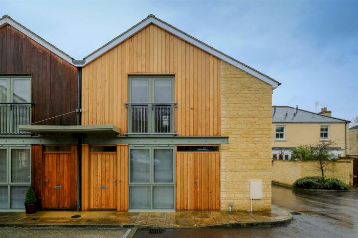 3 Bedroom House To Rent In Linen Walk, Bath, BA1