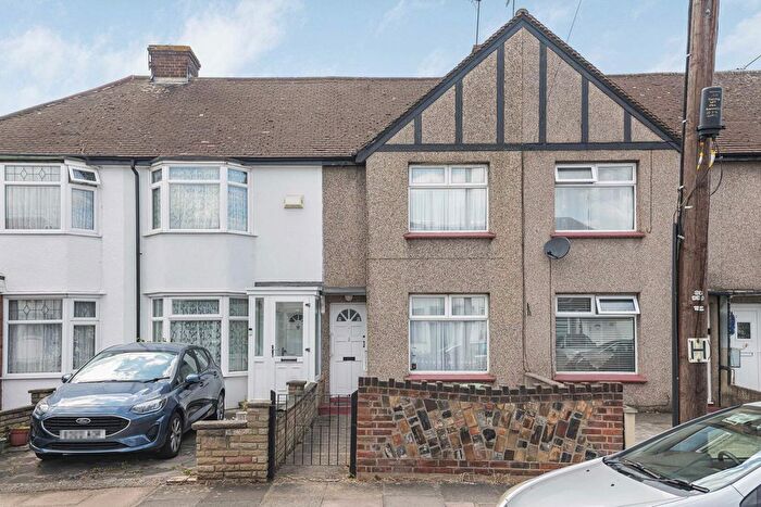2 Bedroom Terraced House For Sale In Greenwood Avenue, Enfield, EN3