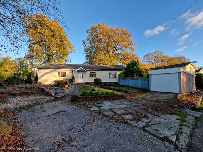 2 Bedroom Park Home For Sale In Glanvill Close, Pathfinder Village, Exeter, EX6