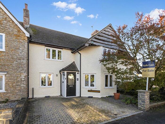 3 Bedroom Cottage For Sale In Newtown, Milborne Port, Sherborne, DT9
