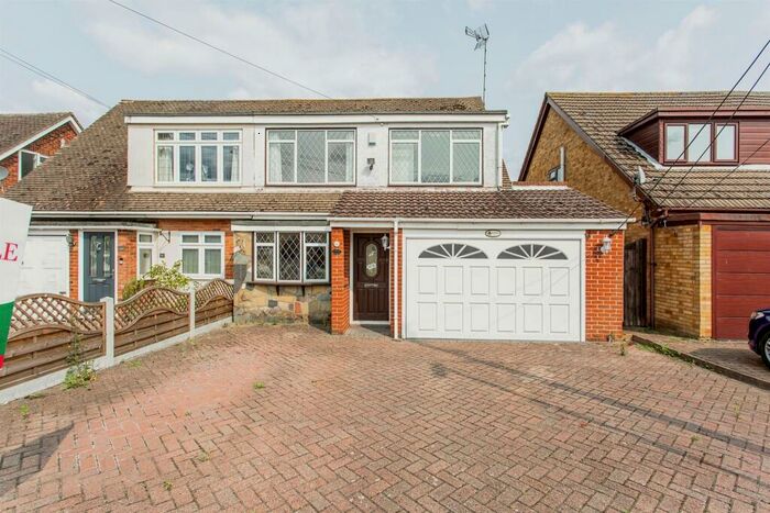 3 Bedroom Semi-Detached House For Sale In Second Avenue, Billericay, CM12