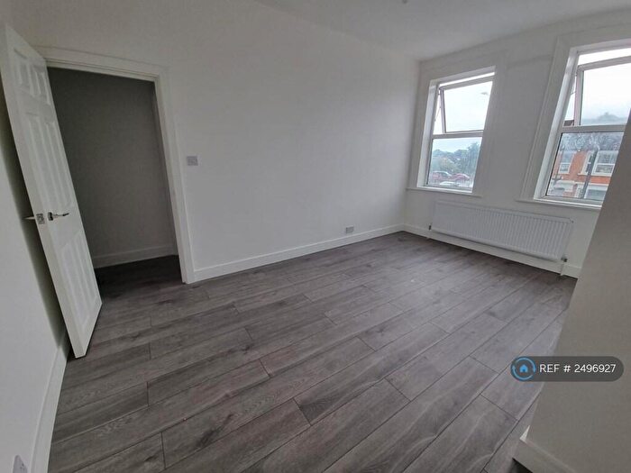 2 Bedroom Flat To Rent In Pinner Road, Harrow, HA1