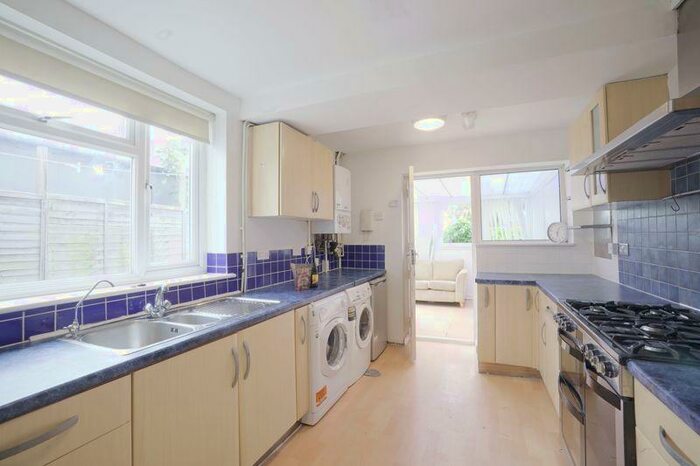 5 Bedroom Terraced House To Rent In Ewhurst Road, Brighton, BN2