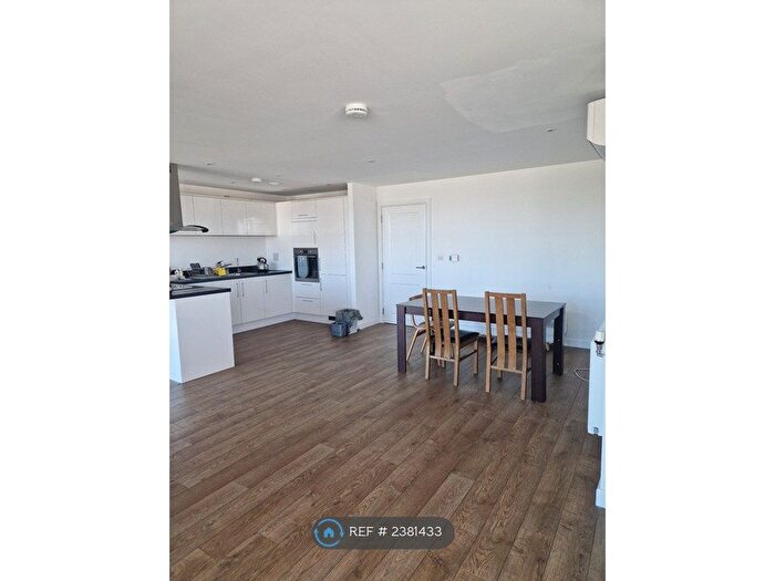 2 Bedroom Flat To Rent In Lapwing Heights, London, N17