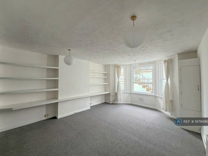 2 Bedroom Flat To Rent In Tisbury Road, Hove, BN3
