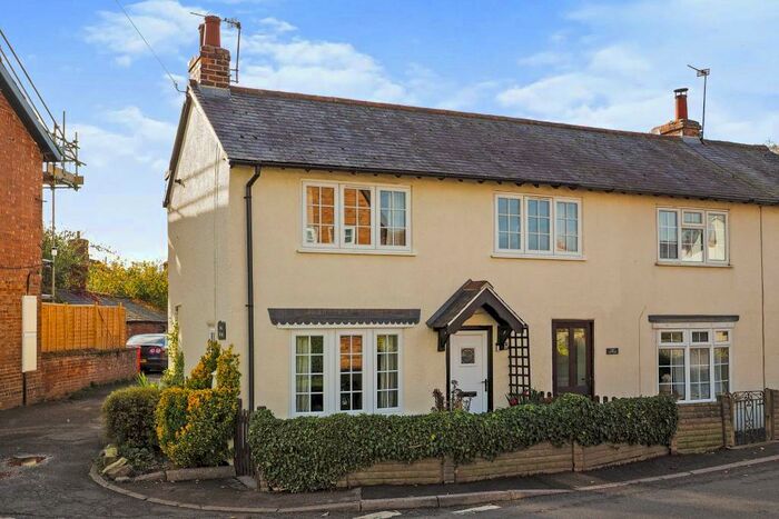 3 Bedroom End Of Terrace House To Rent In Owthorpe Lane, Kinoulton, NG12