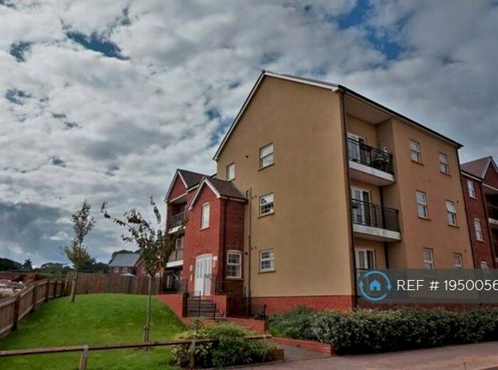 2 Bedroom Flat To Rent In Harris Place, West Clyst, Exeter, EX1