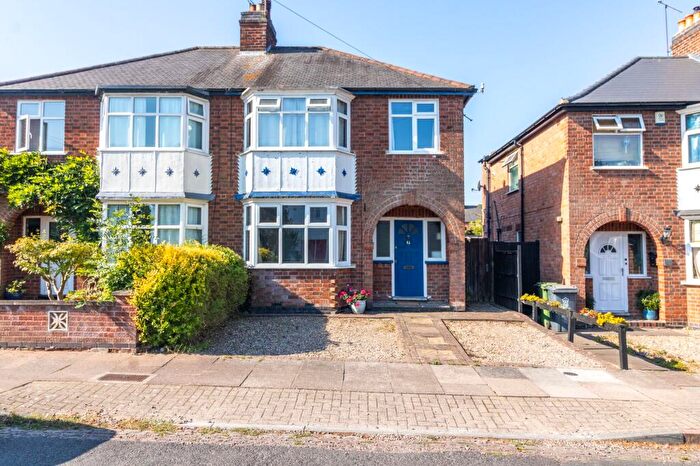 3 Bedroom Semi-Detached House For Sale In Belvoir Drive, Leicester, LE2