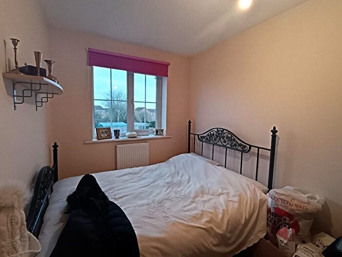 2 Bedroom Semi-Detached House For Sale In Avocet Close, Hucknall, Nottingham, Nottinghamshire, NG15