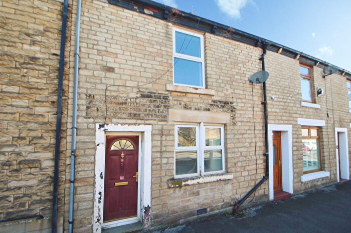 2 Bedroom Terraced House For Sale In Charlestown Road, Glossop, Derbyshire, SK13