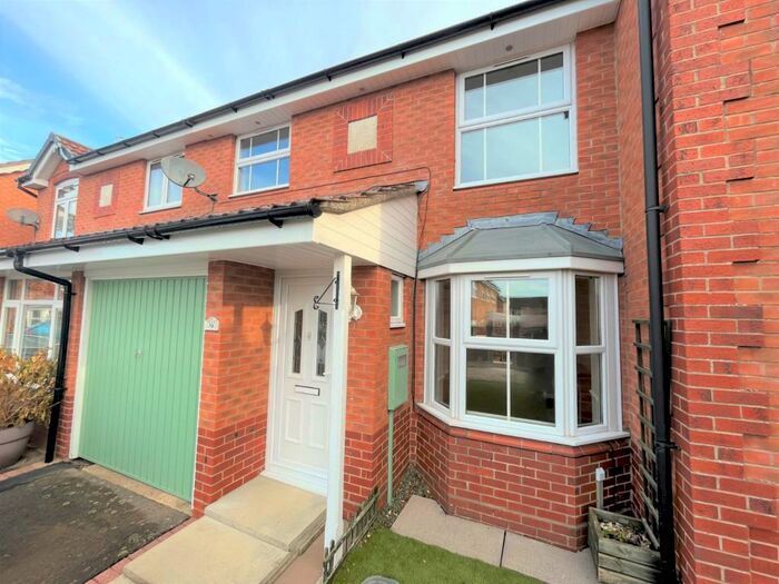 3 Bedroom Terraced House To Rent In Bressingham Gardens, Northampton, NN4