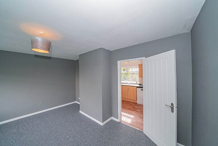 2 Bedroom End Of Terrace House To Rent In Hopedene, Leam Lane, Gateshead, Tyne And Wear, NE10