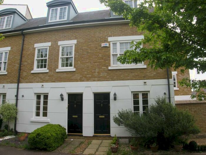 4 Bedroom Terraced House To Rent In Maidstone, Kent, ME16