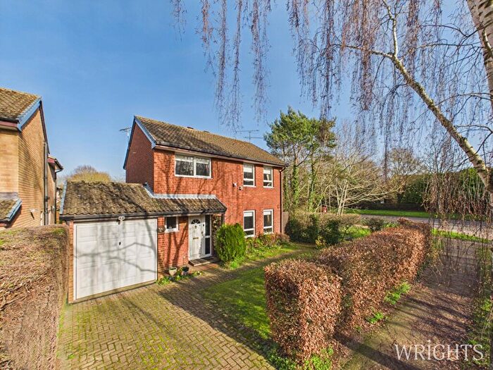 4 Bedroom Detached House For Sale In Forresters Drive, Welwyn Garden City, AL7