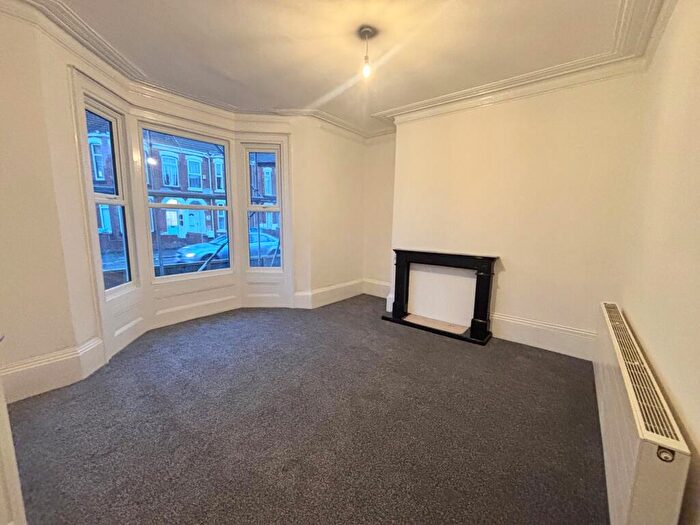 4 Bedroom Terraced House To Rent In Princes Avenue, Hull, HU5