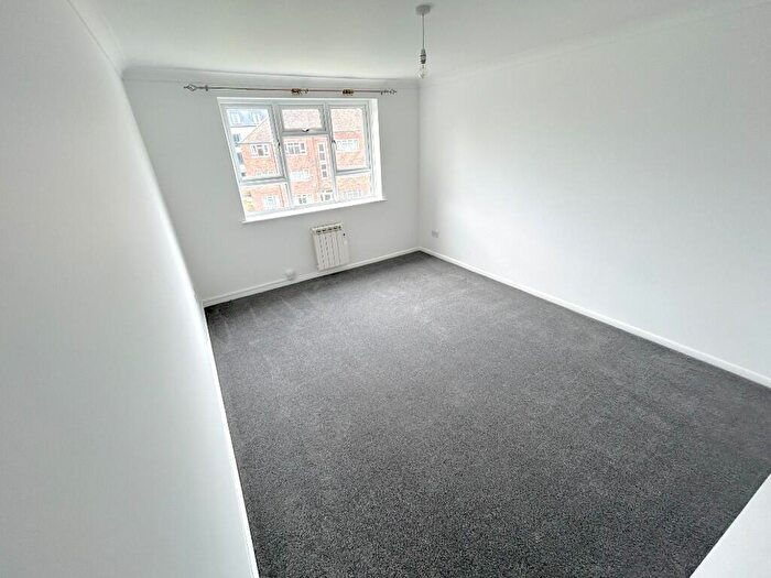 2 Bedroom Apartment To Rent In Shorncliffe Road, Folkestone, Kent, CT20