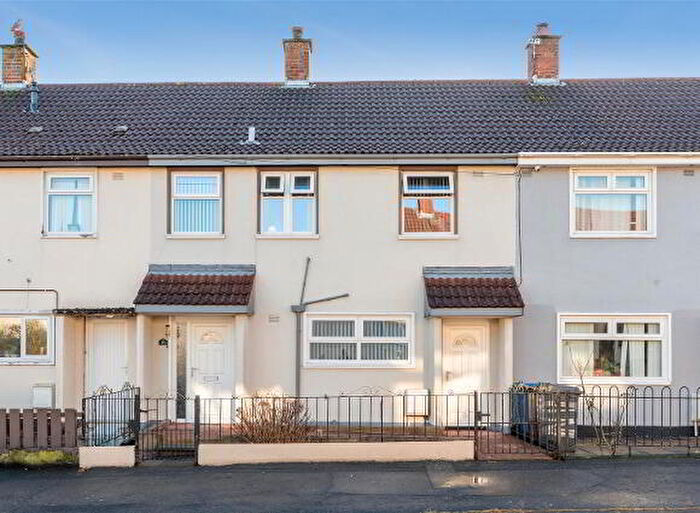 3 Bedroom TownHouse For Sale In Kinnegar Road, Belfast, BT10