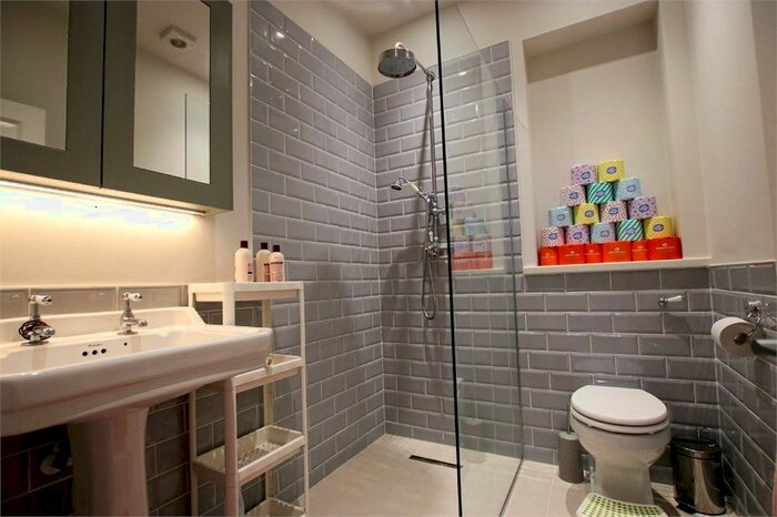 1 Bedroom Flat To Rent In - Belmont Road, Wallington, SM6