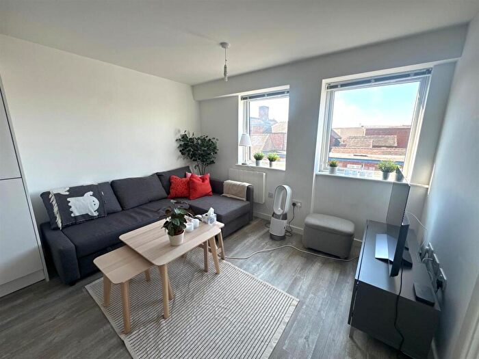 1 Bedroom Apartment For Sale In Eastgate Street, Stafford, ST16