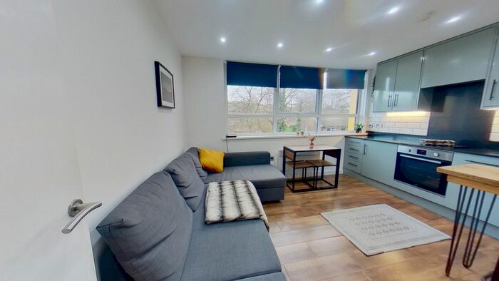 1 Bedroom Flat To Rent In Commercial Road, Kirkstall, Leeds, LS5