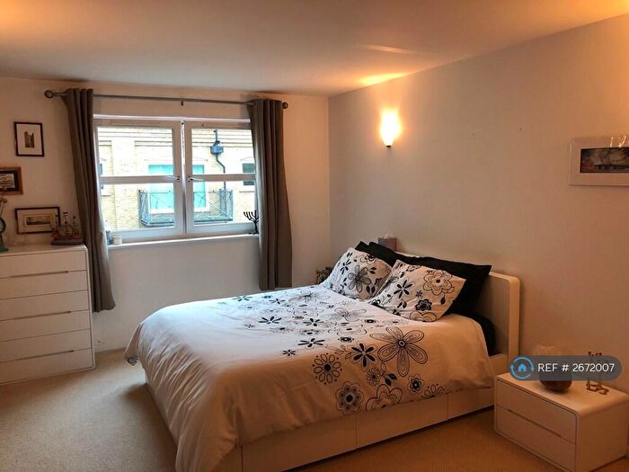 1 Bedroom Flat To Rent In The Grainstore, London, E16