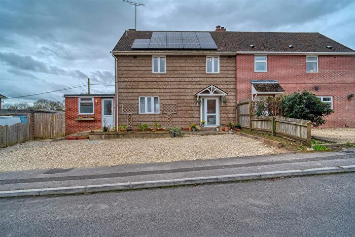 3 Bedroom Semi-Detached House For Sale In Breach Close, Bourton, Gillingham, SP8