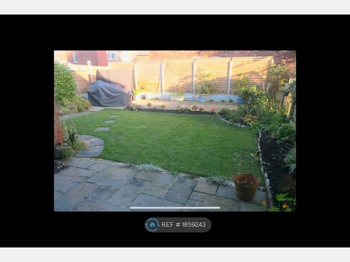 3 Bedroom Detached House To Rent In Audenshaw, Audenshaw, M34