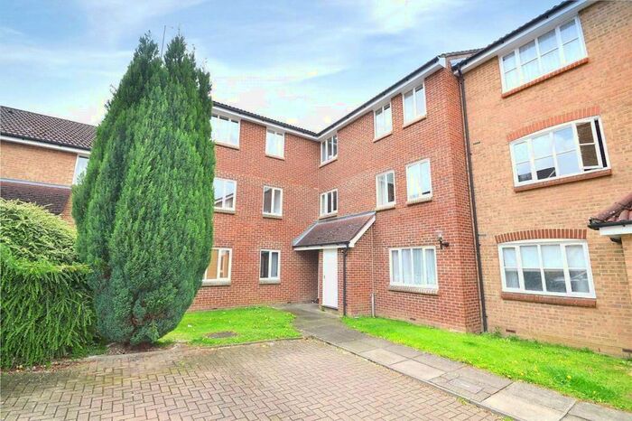 1 Bedroom Apartment To Rent In Horndean Road, Bracknell, Berkshire, RG12
